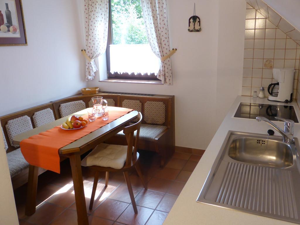 Haus Lechthaler Apartamento Aflenz Kurort Quarto foto